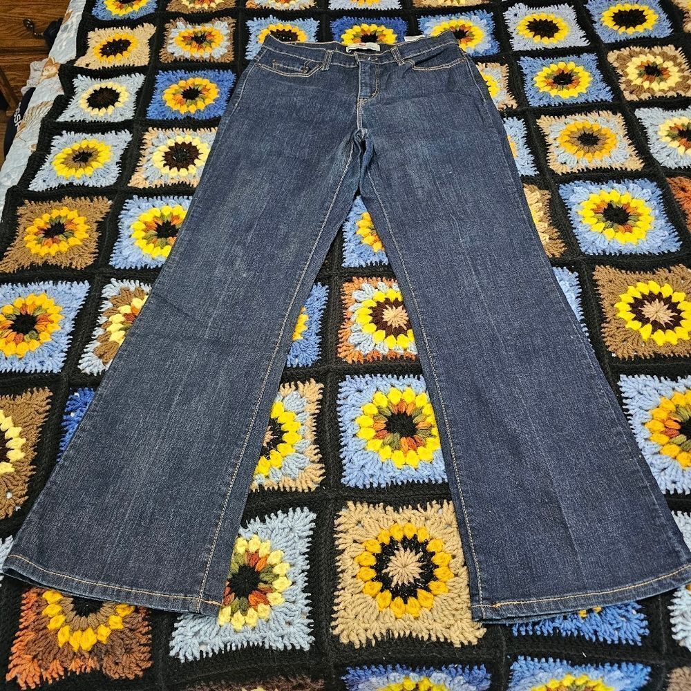 Levi's 512 Slimming Bootcut Denim Jeans